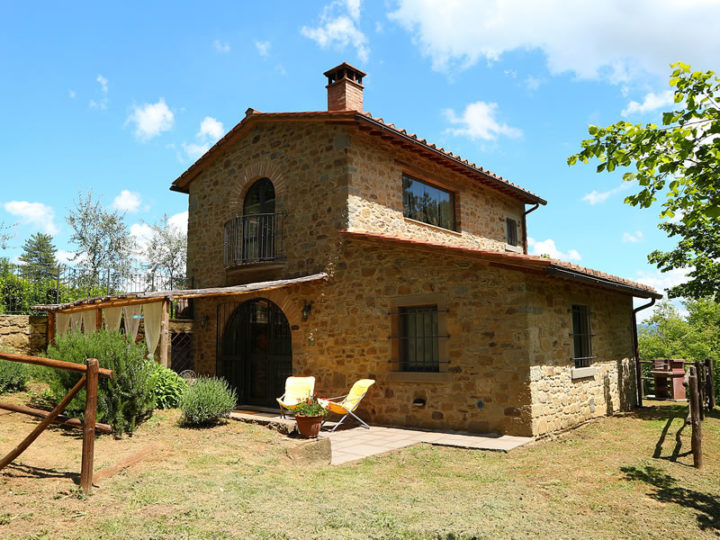 Tuscany, holiday house with swimming pool, Rocche Debora