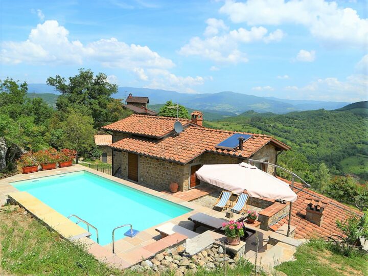 Holiday home with pool in Tuscany, Jaco
